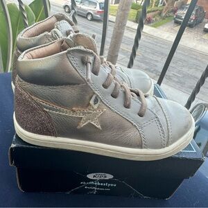 VGUC Old Soles high top sneakers